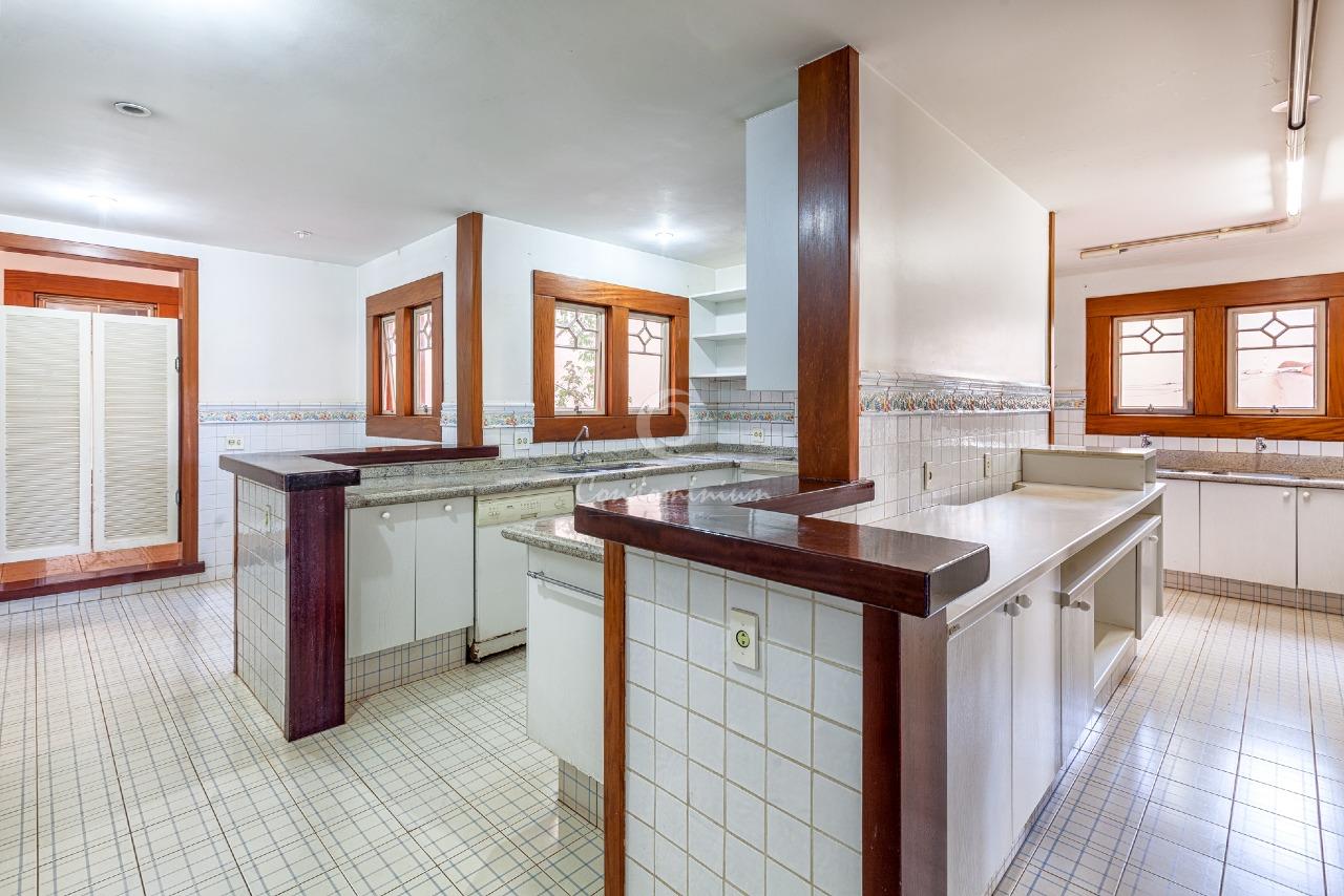 Casa de Condomínio com 3 quartos à venda, 550m² — foto 10 de 33