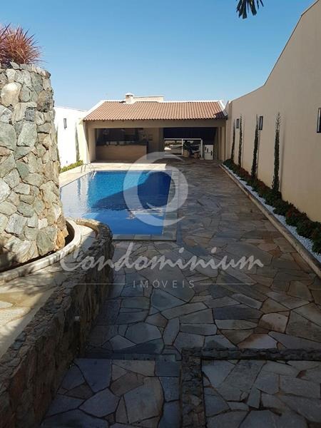 Casa  à venda, 379m² — foto 23 de 28