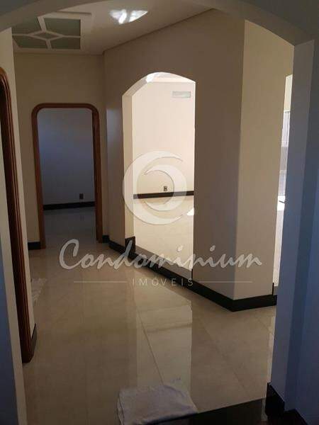 Casa  à venda, 379m² — foto 8 de 28