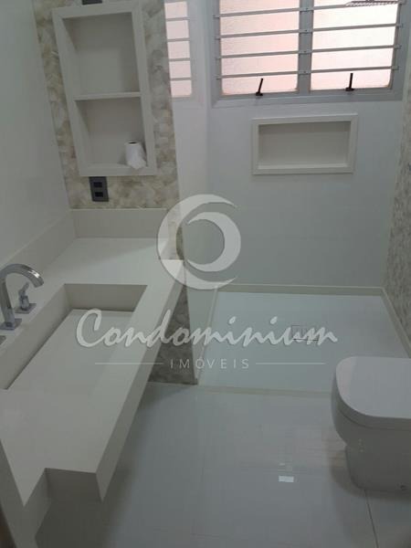 Casa  à venda, 379m² — foto 6 de 28