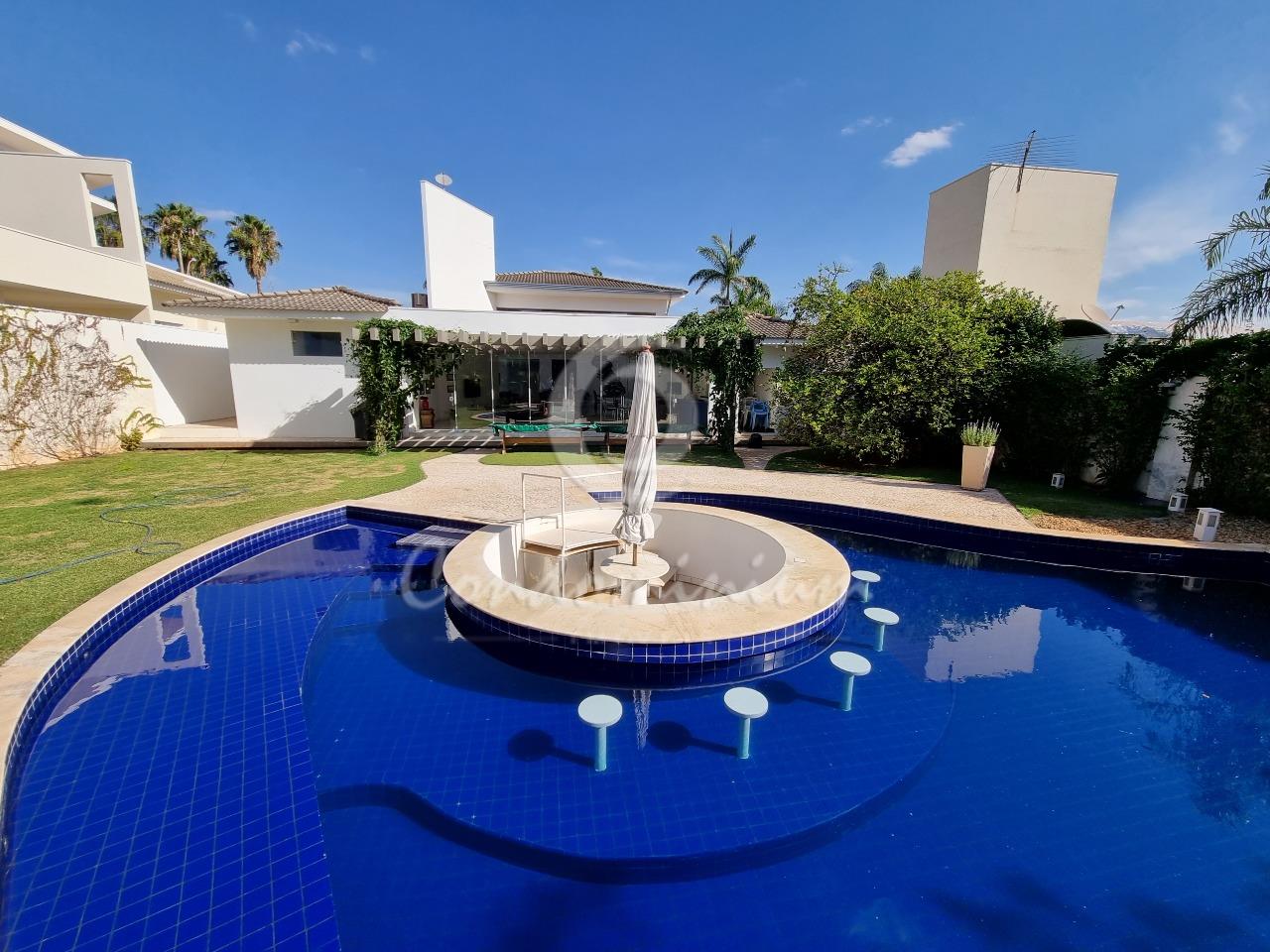 Casa de Condomínio com 3 quartos à venda, 500m² — foto 22 de 39