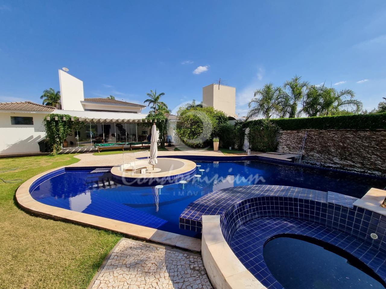 Casa de Condomínio com 3 quartos à venda, 500m² — foto 23 de 39