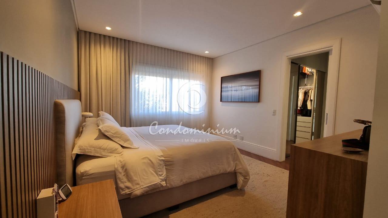 Casa de Condomínio com 4 quartos à venda, 552m² — foto 23 de 49