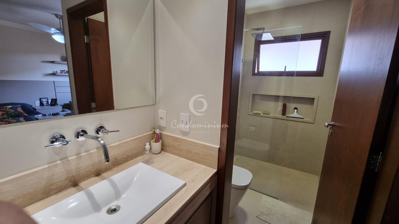 Casa de Condomínio com 4 quartos à venda, 450m² — foto 24 de 44