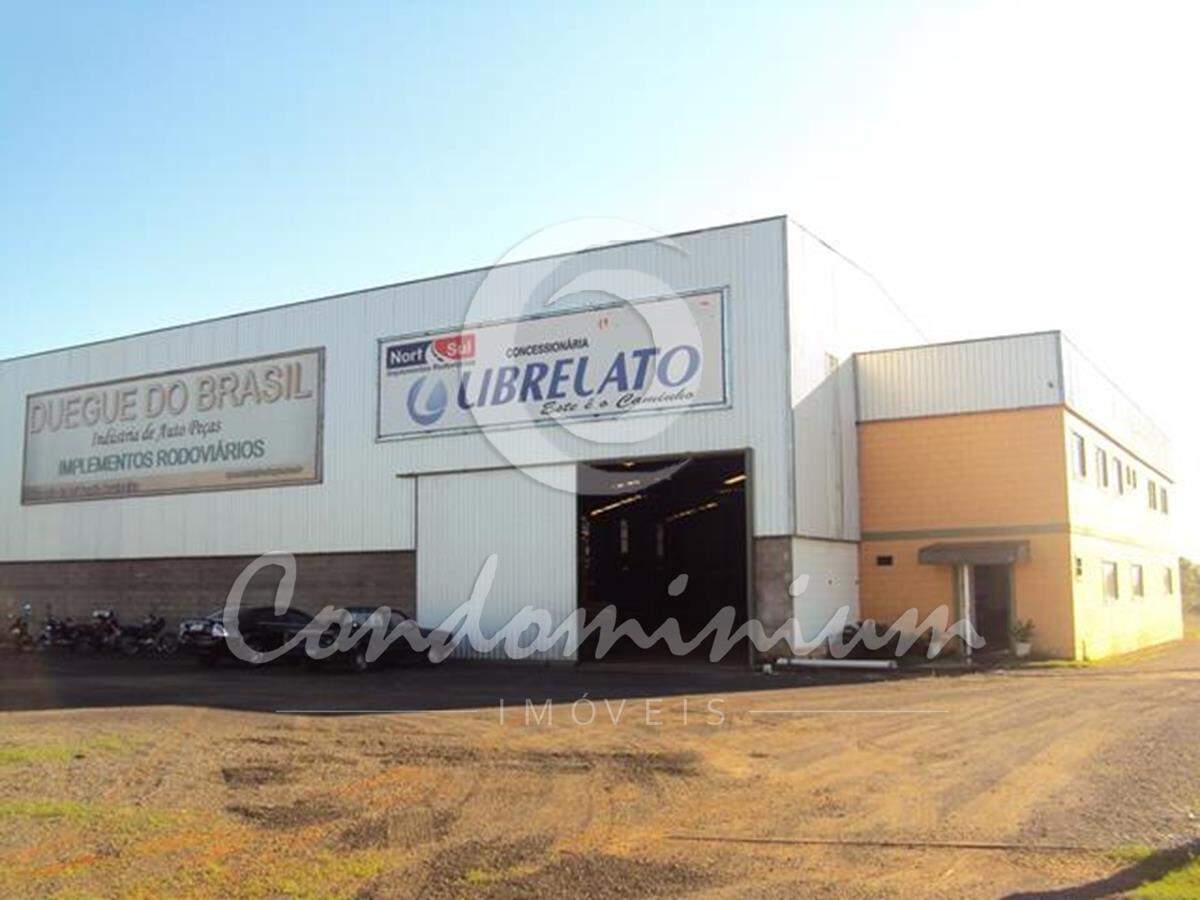 Galpão / Depósito / Armazém  à venda, 3600m² — foto 1 de 8