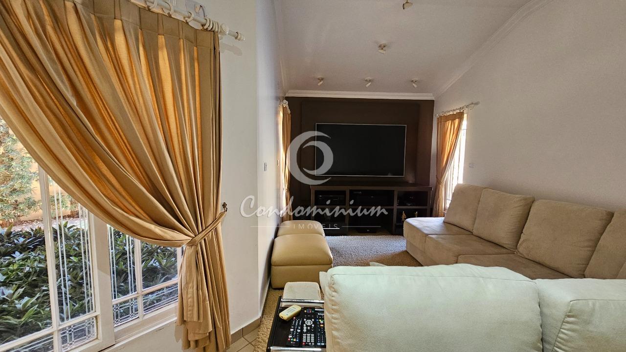 Casa de Condomínio com 3 quartos à venda, 460m² — foto 8 de 35