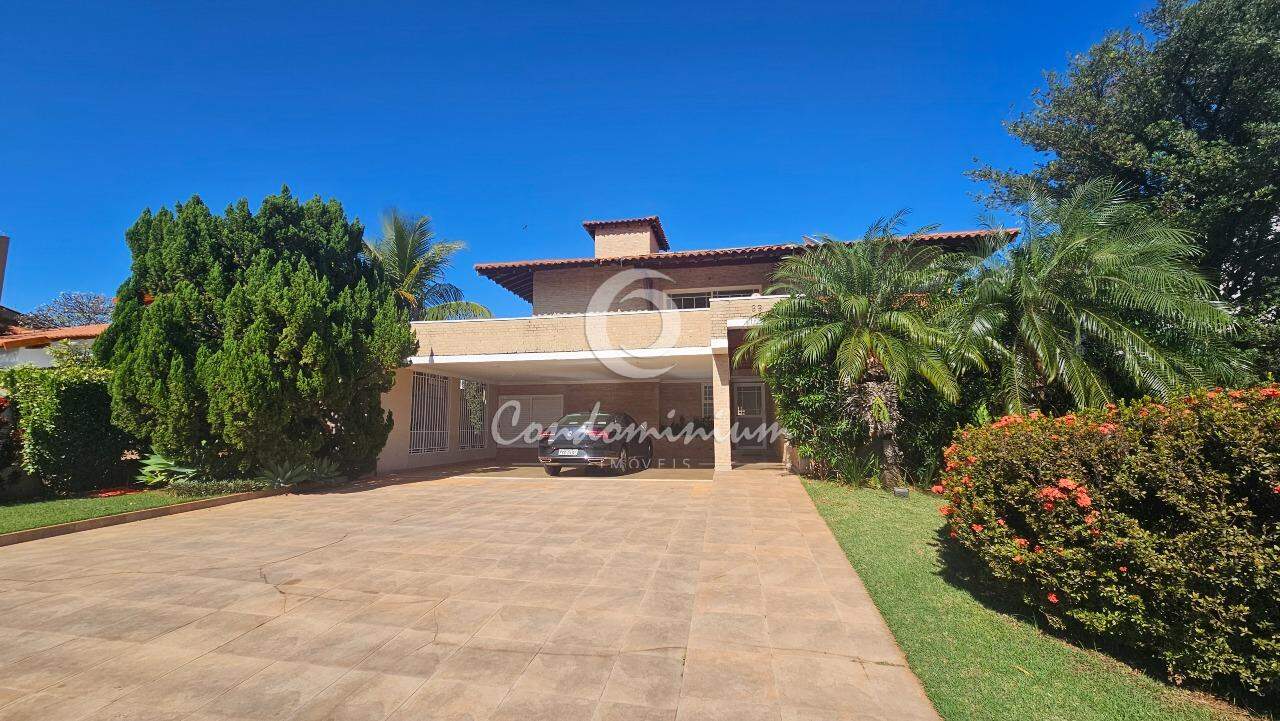 Casa de Condomínio com 3 quartos à venda, 460m² — foto 2 de 35