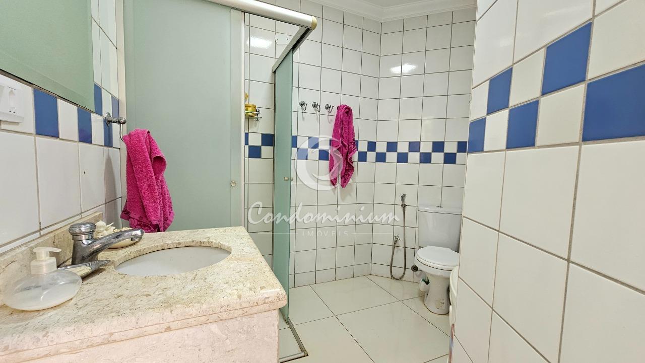 Casa de Condomínio com 3 quartos à venda, 460m² — foto 18 de 35