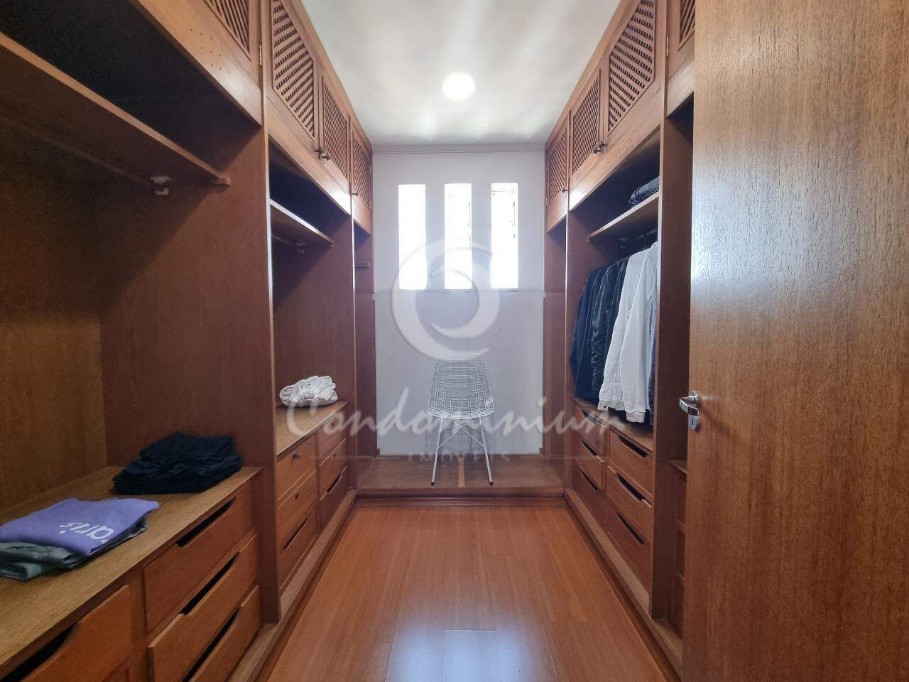 Apartamento com 4 quartos à venda, 561m² — foto 23 de 29