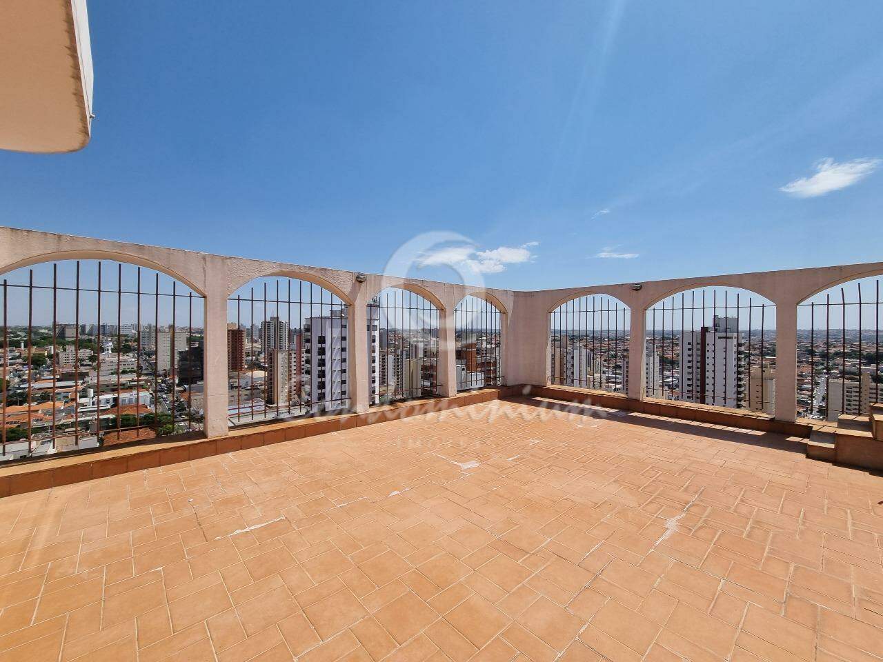 Apartamento com 4 quartos à venda, 561m² — foto 27 de 29
