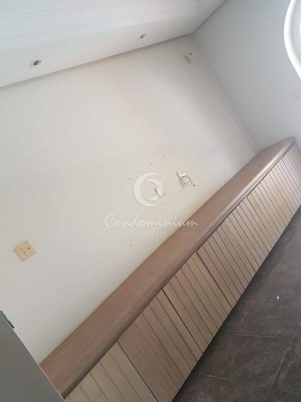 Imóvel Comercial com 5 quartos para aluguel, 650m² — foto 14 de 27