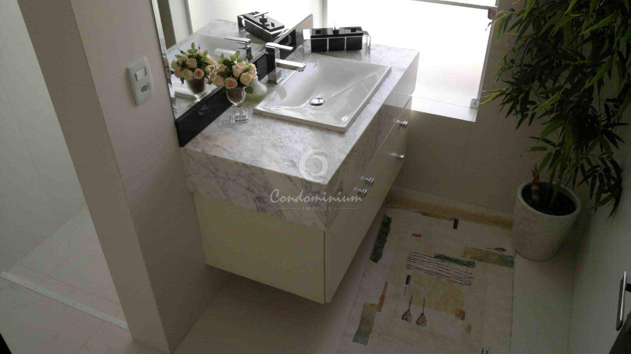 Apartamento com 3 quartos à venda, 341m² — foto 26 de 30