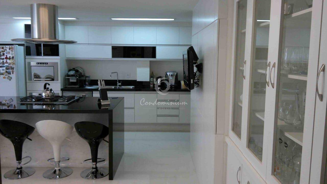 Apartamento com 3 quartos à venda, 341m² — foto 13 de 30