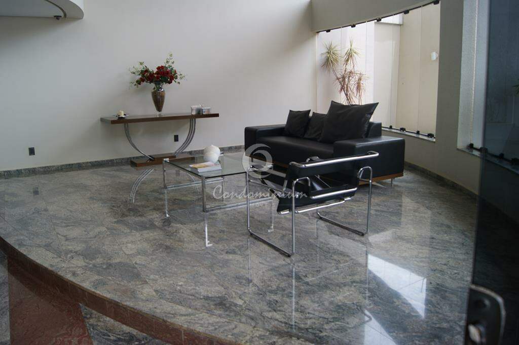 Apartamento com 3 quartos à venda, 300m² — foto 19 de 22
