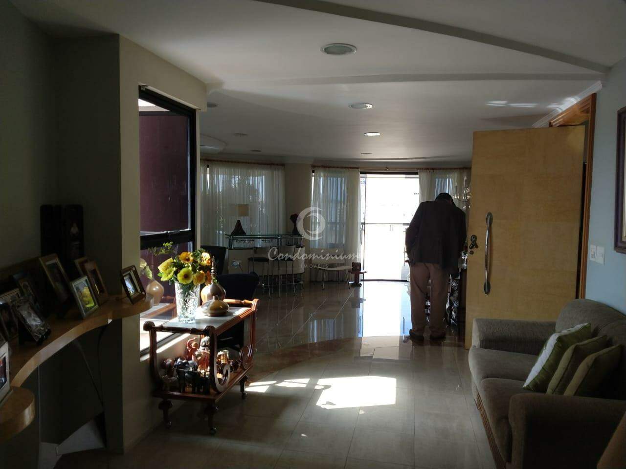 Apartamento com 3 quartos à venda, 300m² — foto 5 de 22