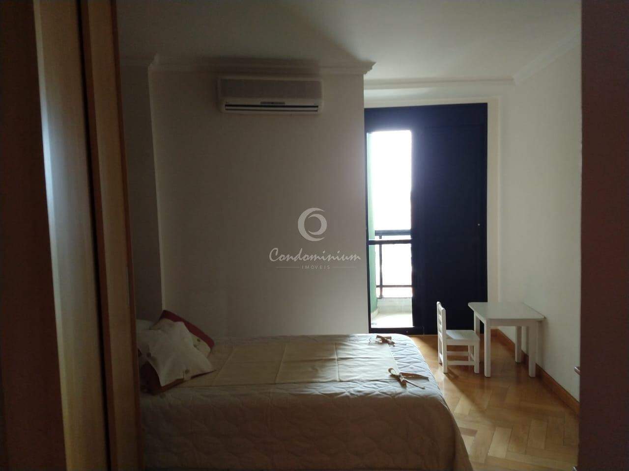 Apartamento com 3 quartos à venda, 300m² — foto 7 de 22