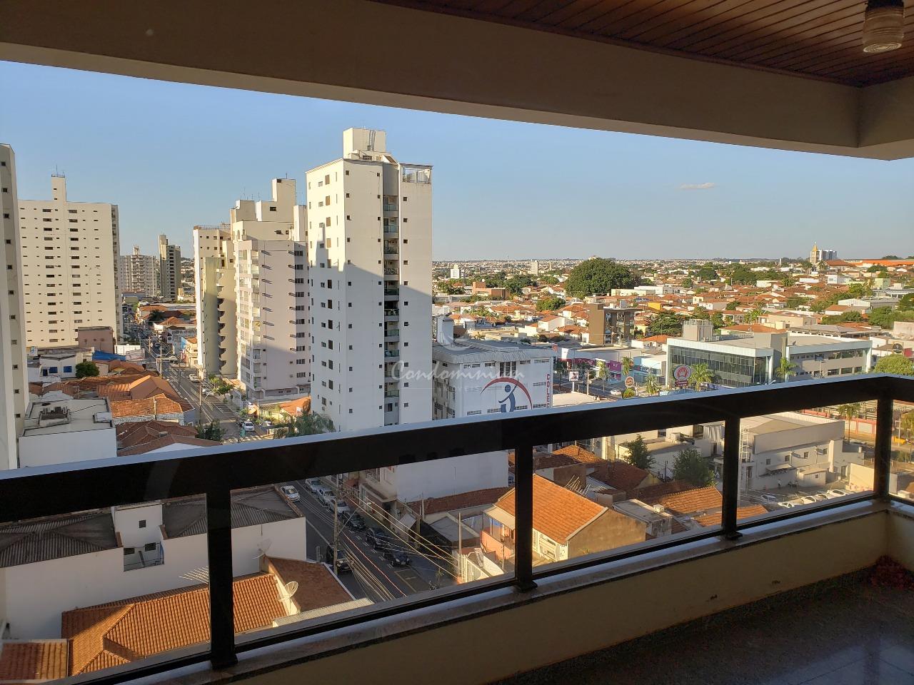 Apartamento com 4 quartos à venda, 226m² — foto 4 de 27