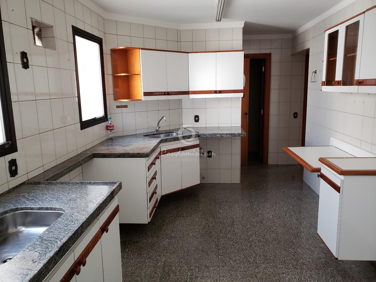 Apartamento com 4 quartos à venda, 226m² — foto 7 de 27