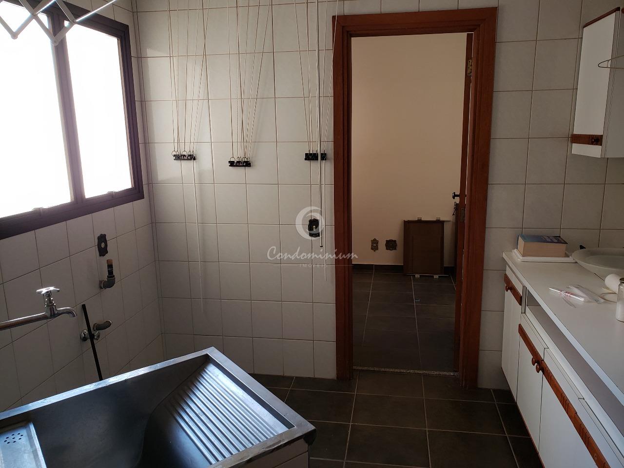 Apartamento com 4 quartos à venda, 226m² — foto 26 de 27