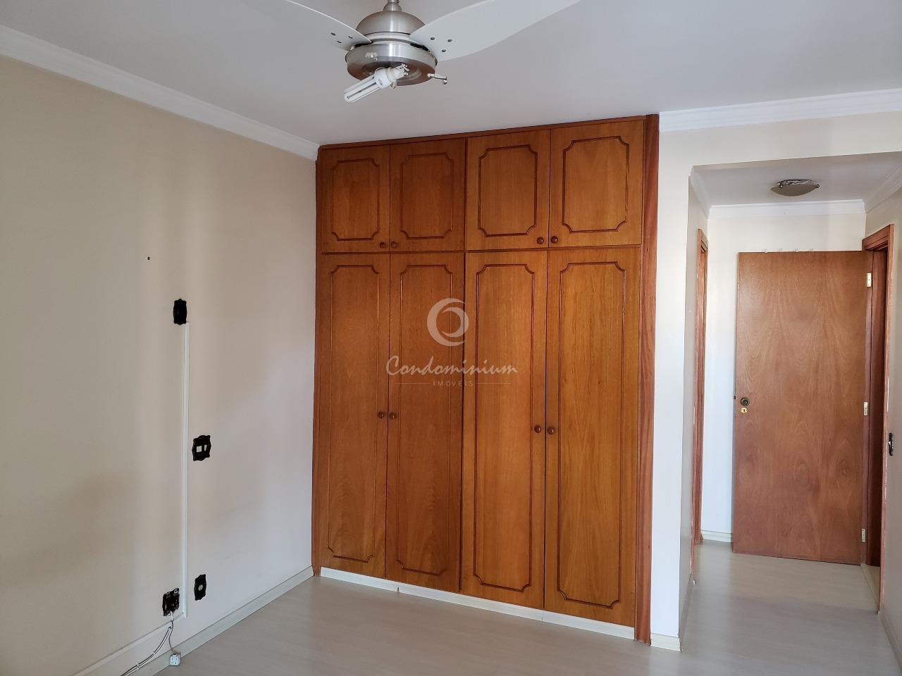 Apartamento com 4 quartos à venda, 226m² — foto 18 de 27