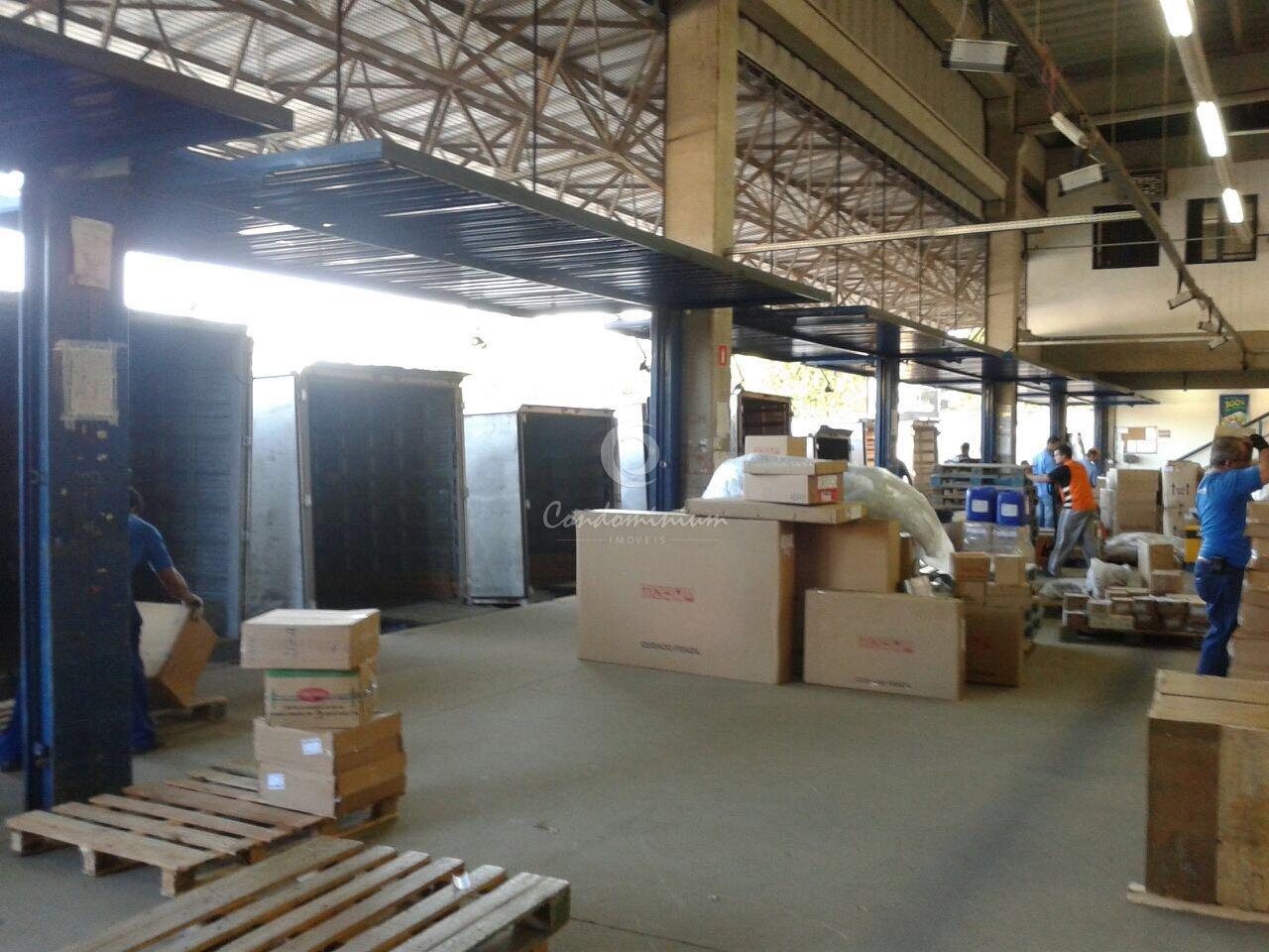 Galpão / Depósito / Armazém  à venda, 2196m² — foto 7 de 8