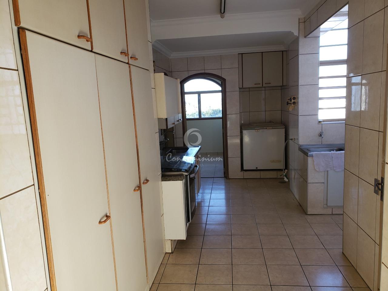 Apartamento com 4 quartos à venda, 360m² — foto 11 de 28