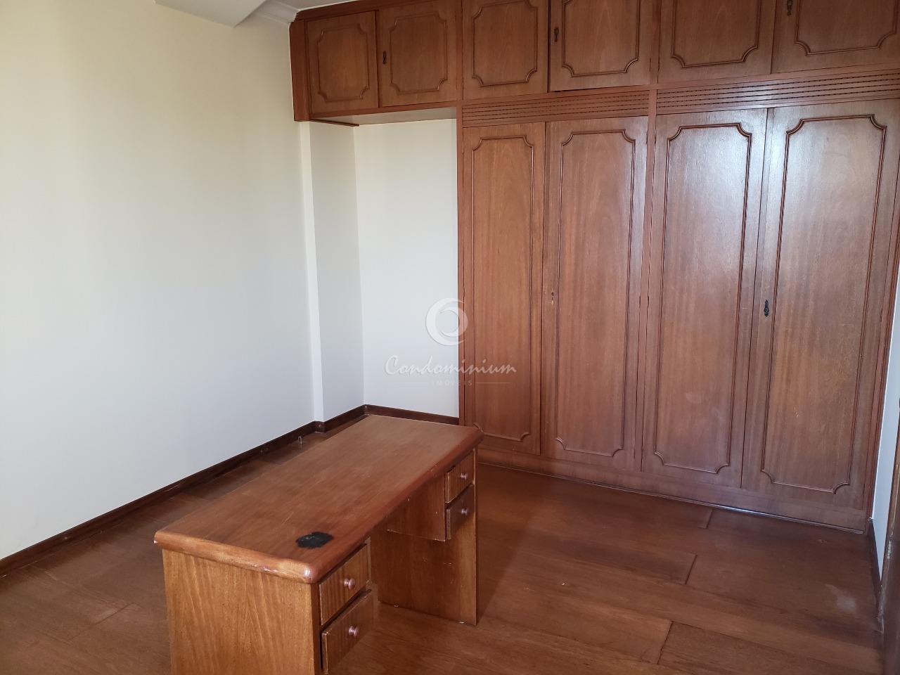Apartamento com 4 quartos à venda, 360m² — foto 17 de 28