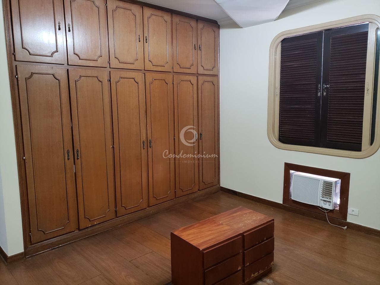 Apartamento com 4 quartos à venda, 360m² — foto 22 de 28