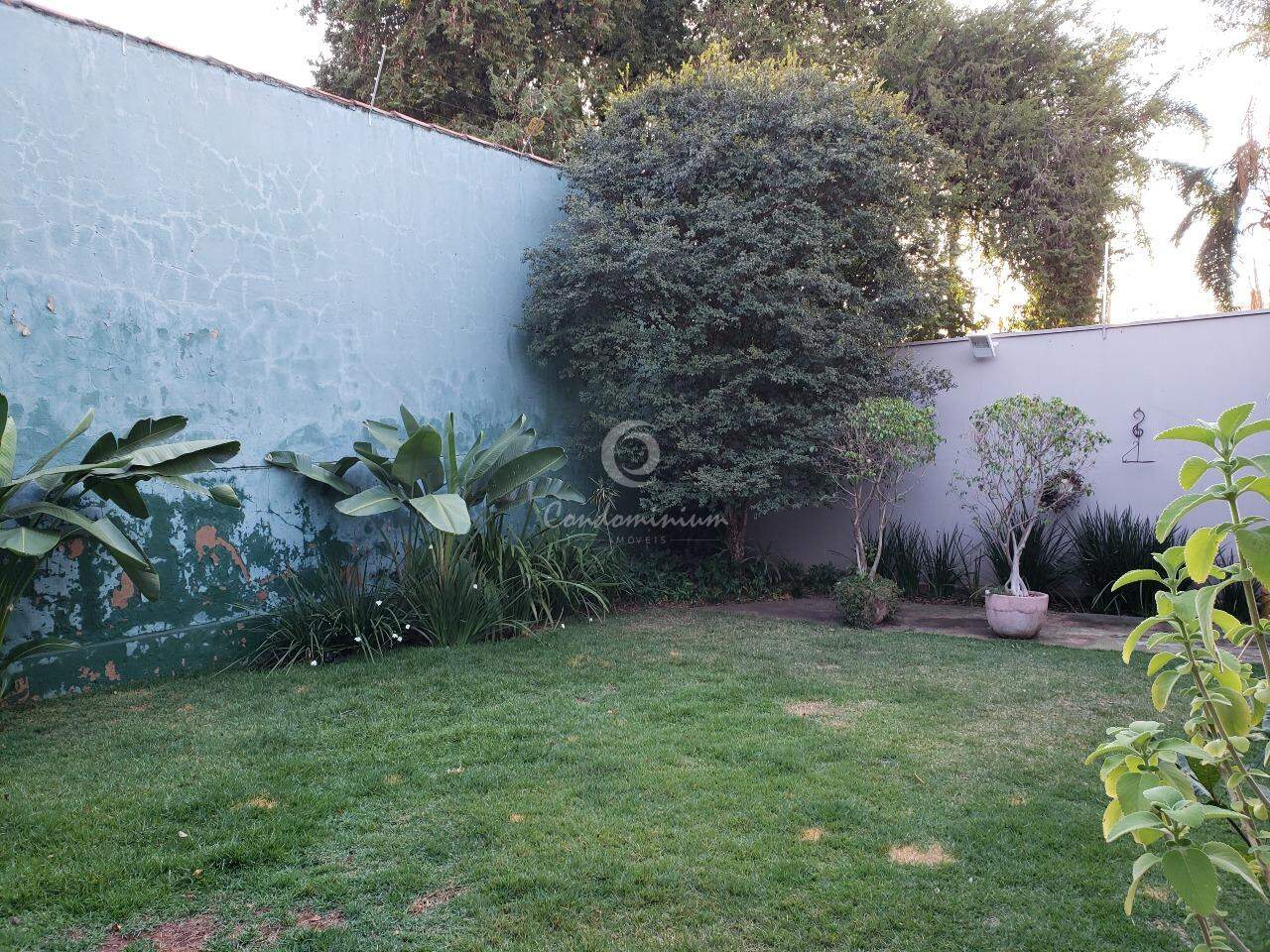 Casa com 5 quartos à venda, 400m² — foto 28 de 29