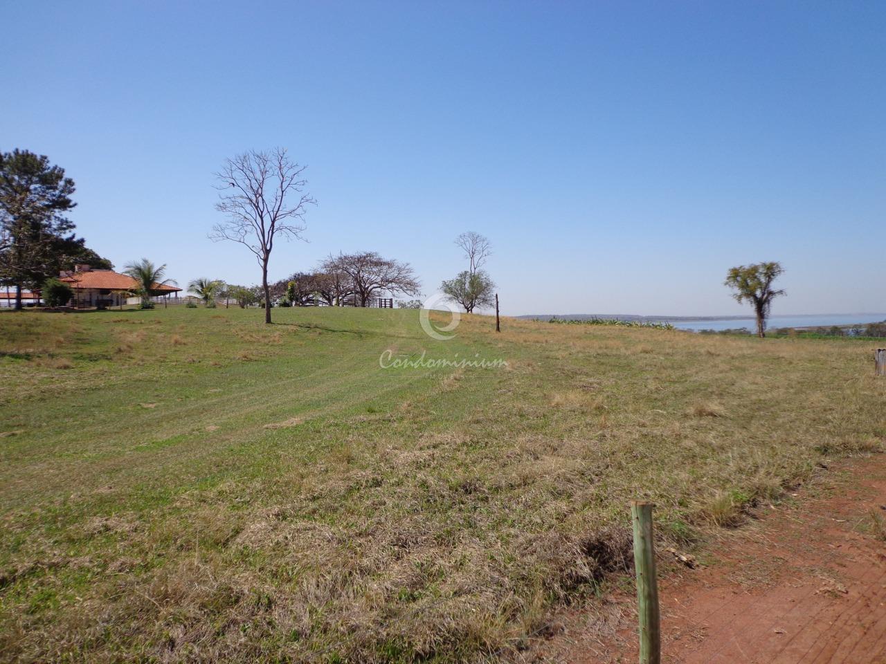 Fazenda / Sítio / Chácara  à venda, 225m² — foto 13 de 18