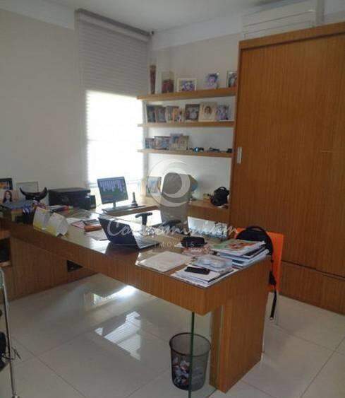Casa de Condomínio com 4 quartos à venda, 610m² — foto 2 de 27