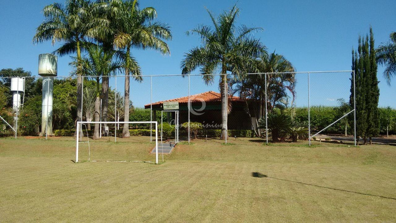 Fazenda / Sítio / Chácara com 3 quartos à venda, 140m² — foto 4 de 9