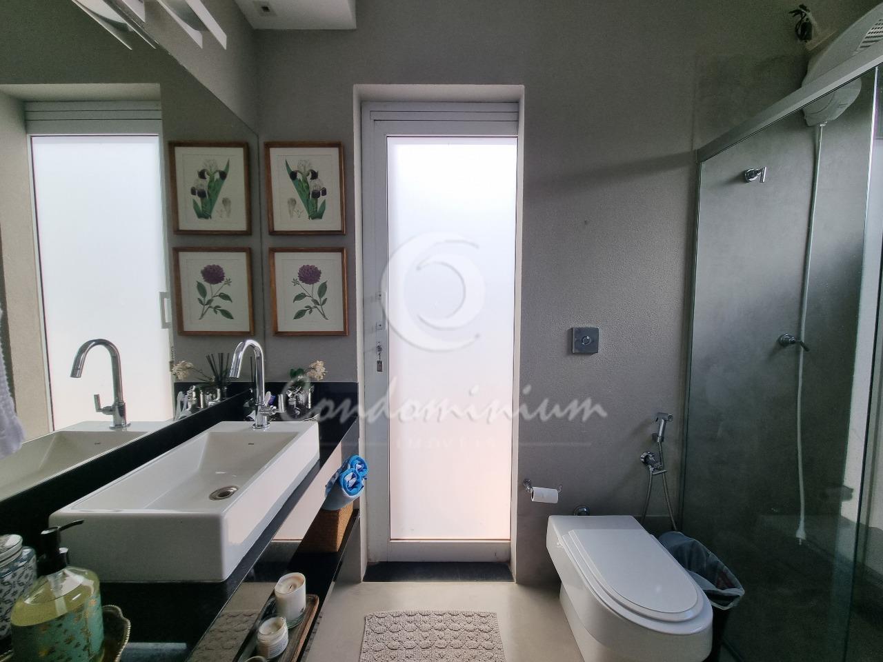 Casa de Condomínio com 3 quartos à venda, 361m² — foto 17 de 40