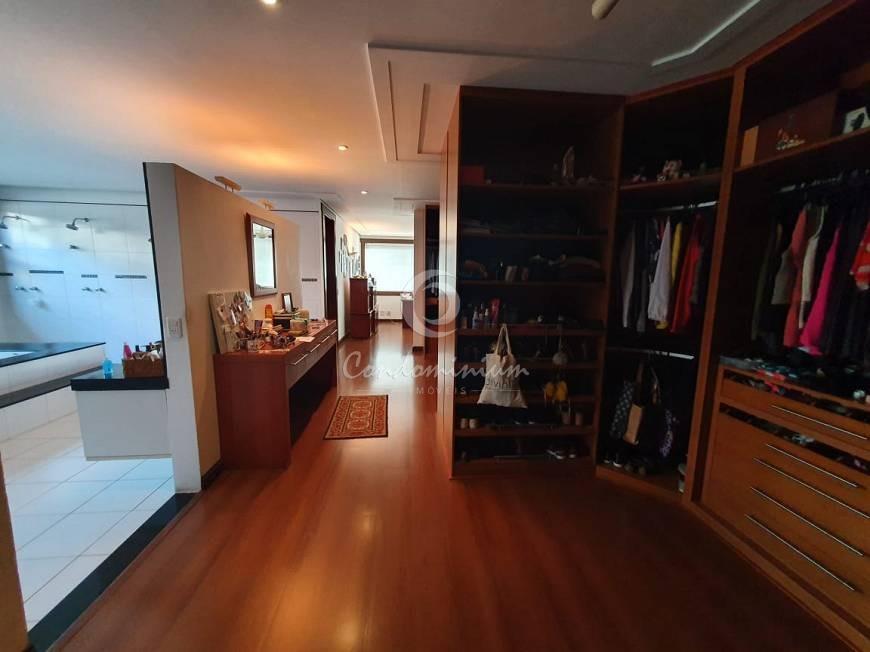 Casa de Condomínio com 4 quartos à venda, 730m² — foto 23 de 44