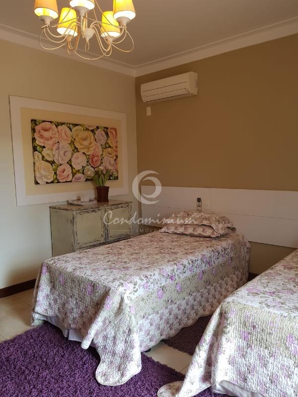 Casa de Condomínio com 5 quartos à venda, 676m² — foto 16 de 44