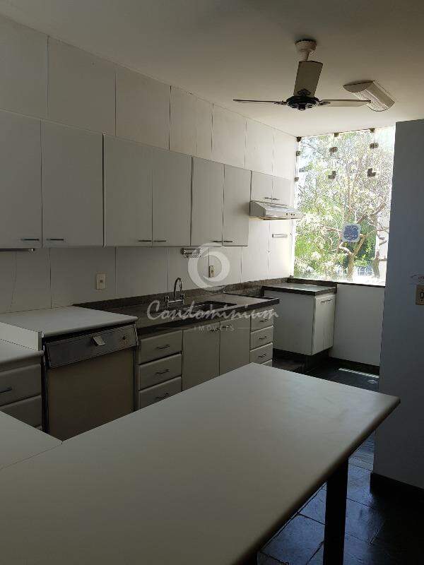 Imóvel Comercial com 4 quartos à venda, 500m² — foto 13 de 30