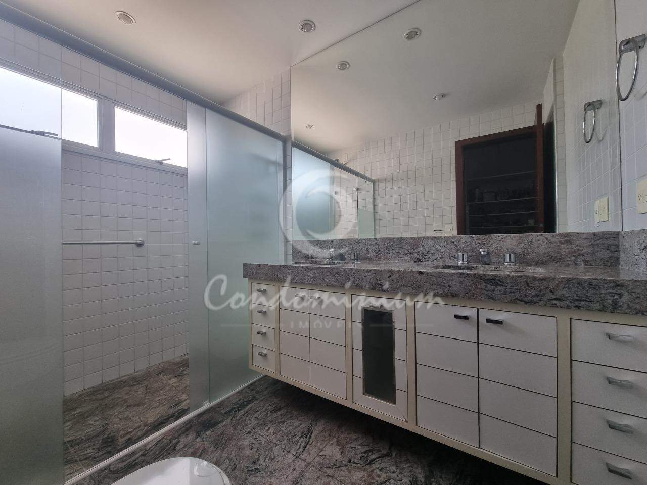 Apartamento com 4 quartos à venda, 270m² — foto 17 de 22