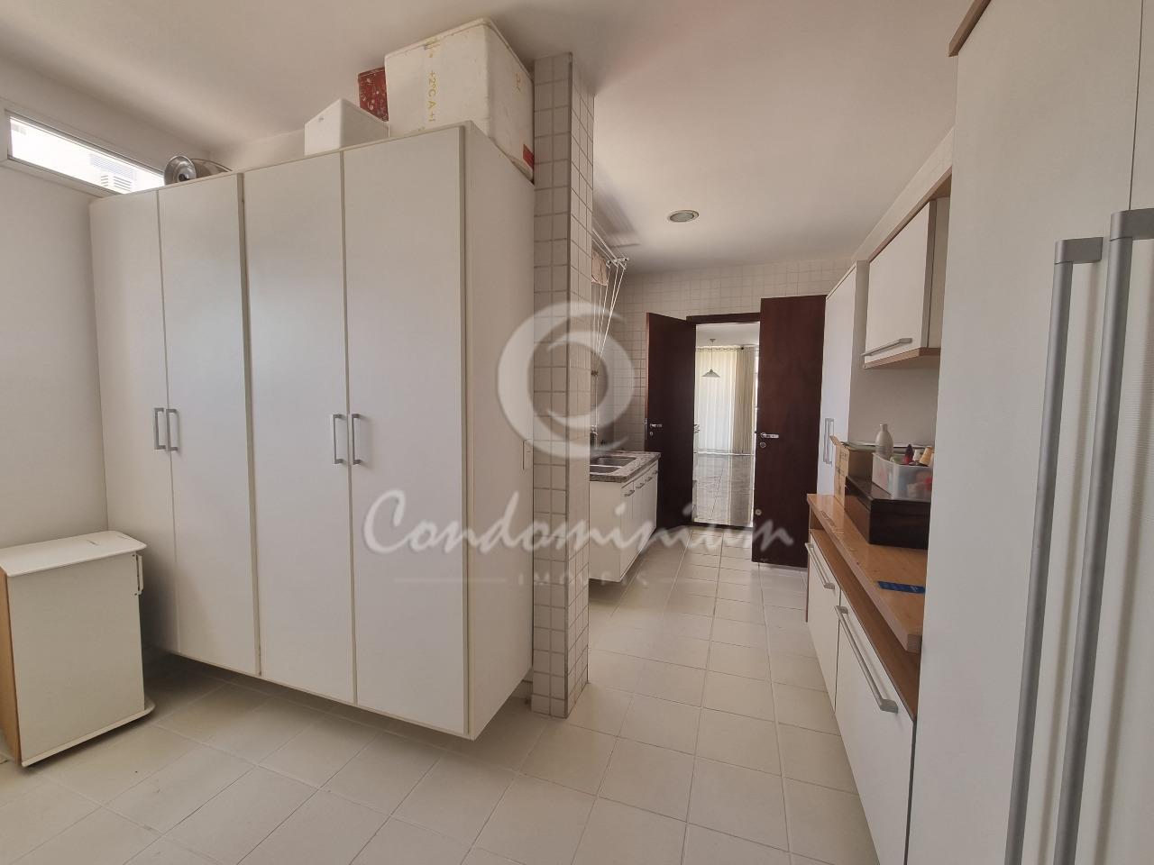 Apartamento com 4 quartos à venda, 270m² — foto 12 de 22