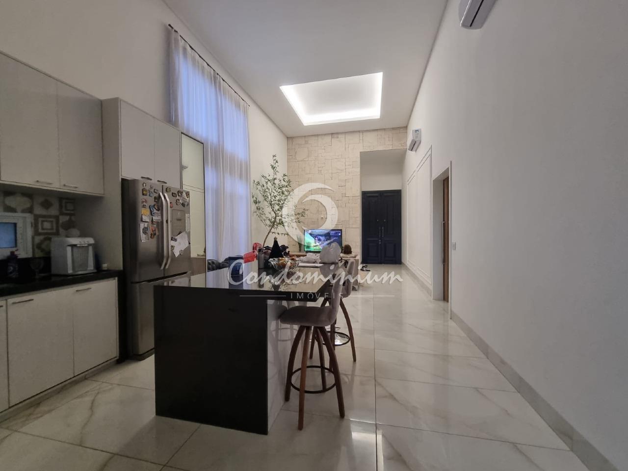 Casa de Condomínio com 3 quartos à venda, 250m² — foto 8 de 39