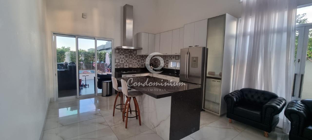 Casa de Condomínio com 3 quartos à venda, 250m² — foto 7 de 39
