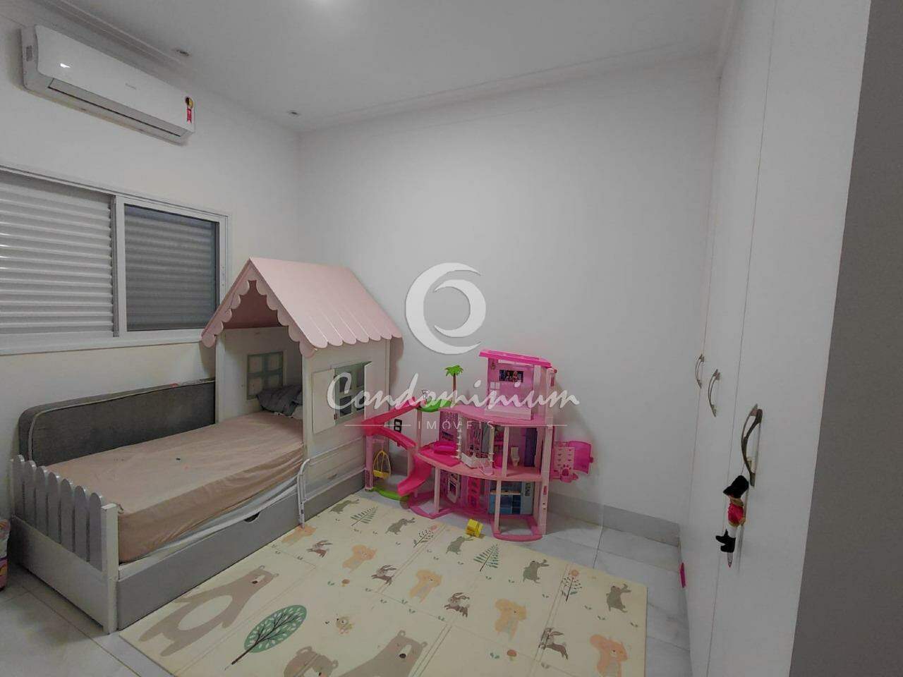 Casa de Condomínio com 3 quartos à venda, 250m² — foto 17 de 39