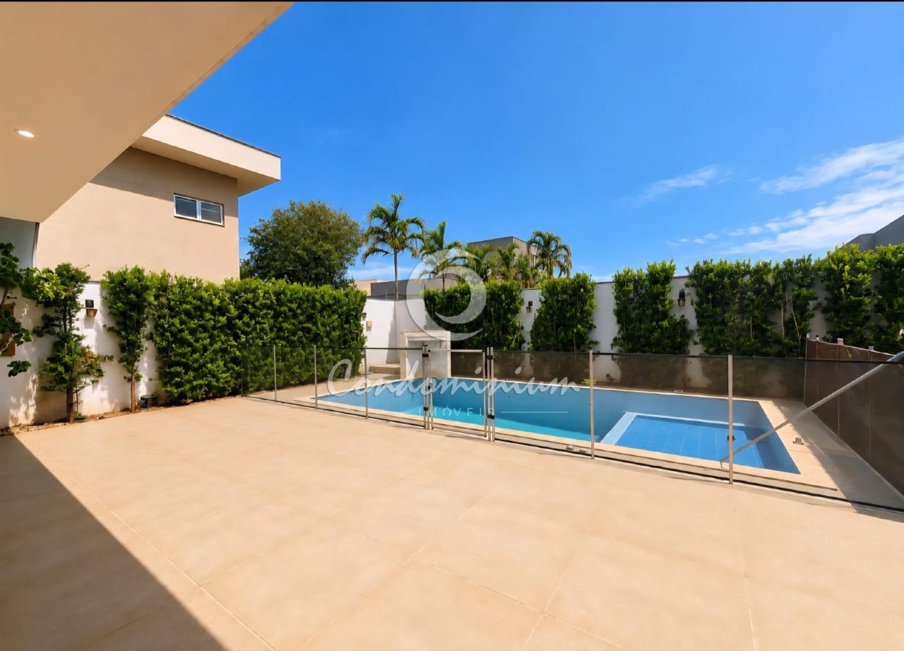 Casa de Condomínio com 3 quartos à venda, 250m² — foto 14 de 39