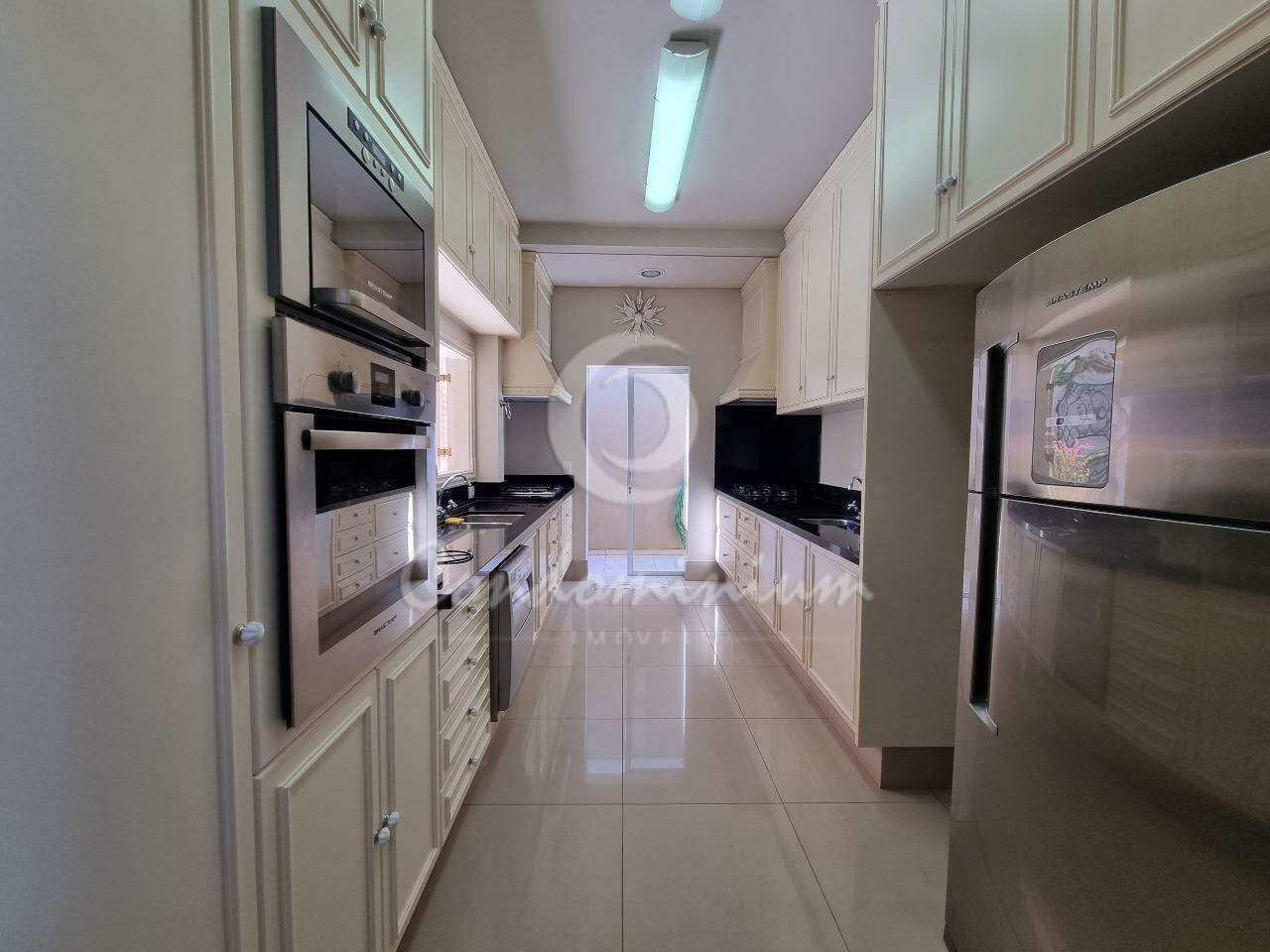 Casa de Condomínio com 3 quartos à venda, 280m² — foto 10 de 38