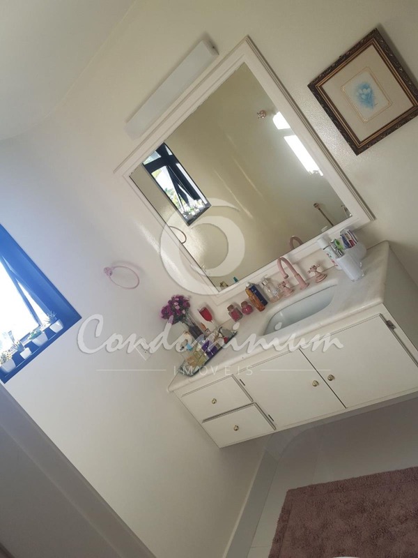 Casa com 3 quartos à venda, 337m² — foto 24 de 30