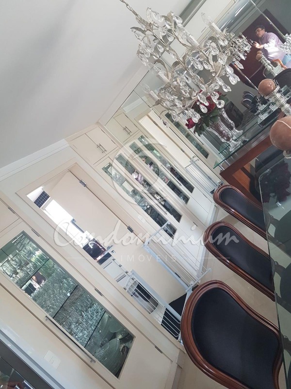 Casa com 3 quartos à venda, 337m² — foto 15 de 30