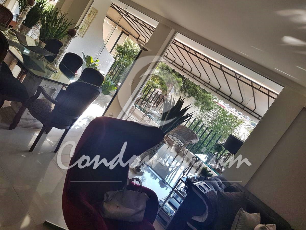 Casa com 3 quartos à venda, 337m² — foto 10 de 30