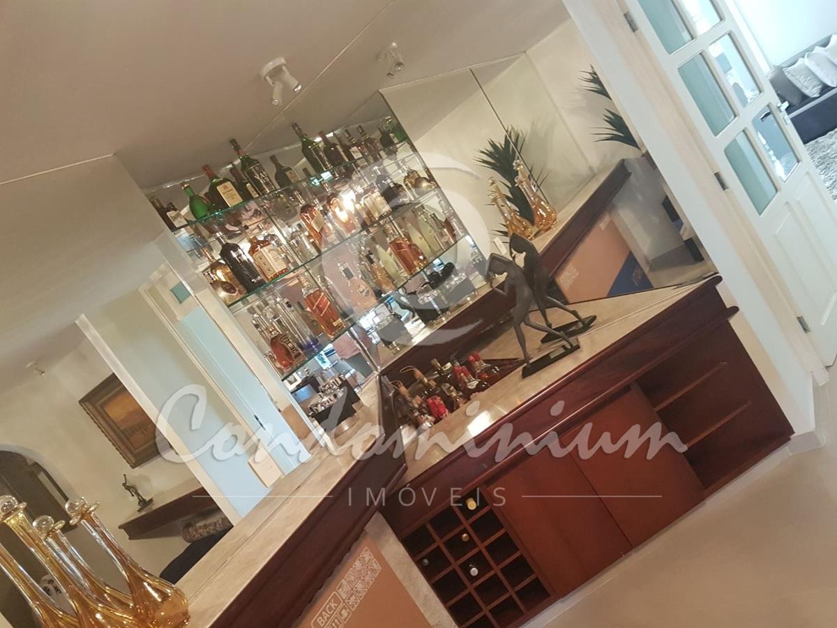 Casa com 3 quartos à venda, 337m² — foto 21 de 30