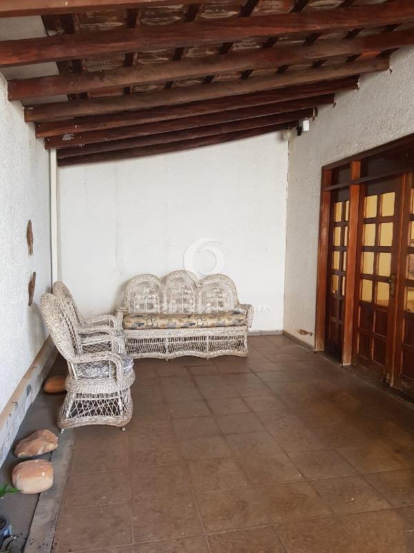 Casa com 3 quartos à venda, 300m² — foto 14 de 22