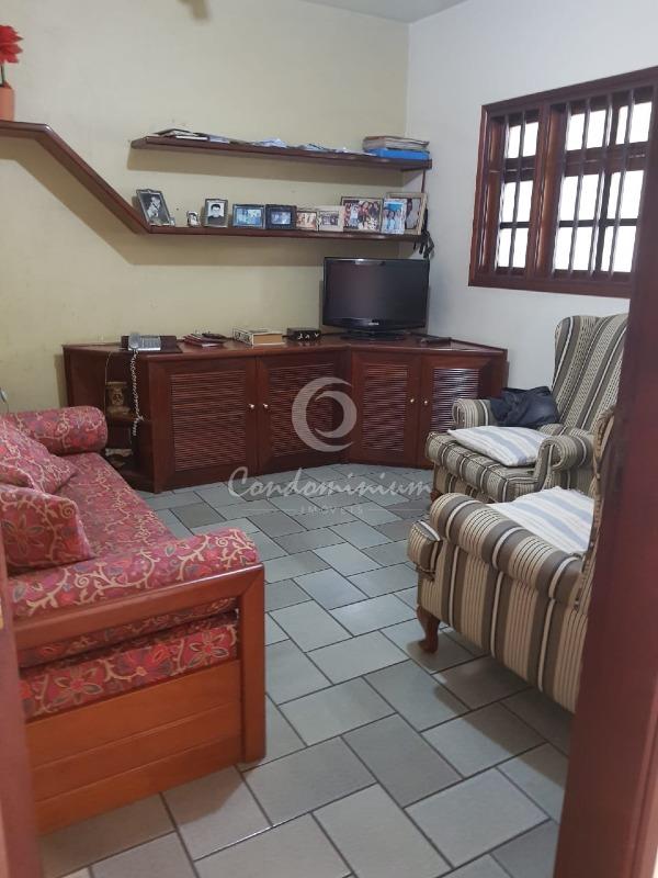 Casa com 3 quartos à venda, 300m² — foto 19 de 22