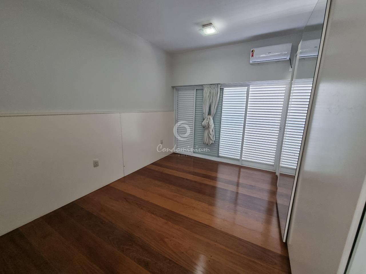 Apartamento com 4 quartos à venda, 270m² — foto 16 de 29